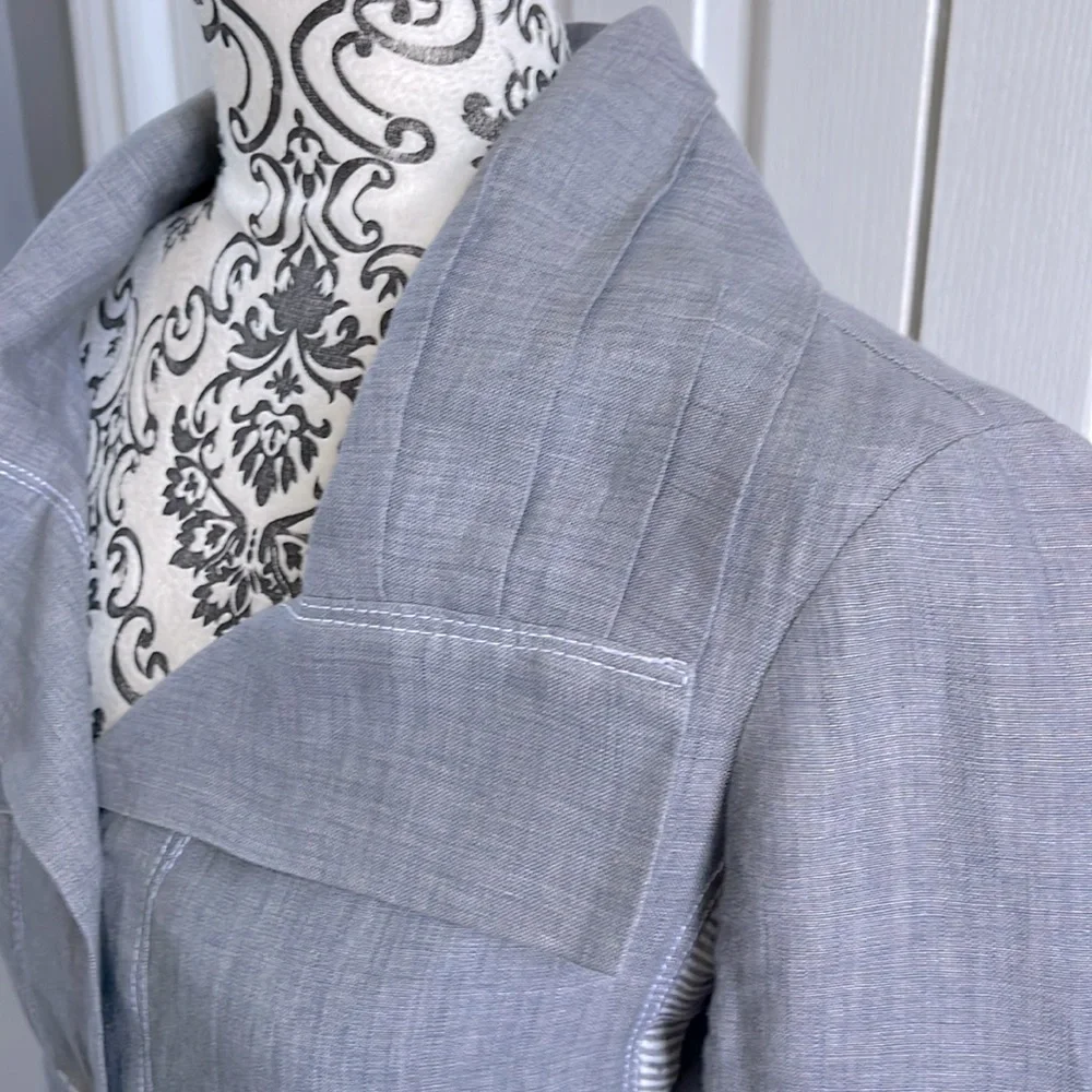 VEX Collection French Linen Jacket - Picture 3 of 10